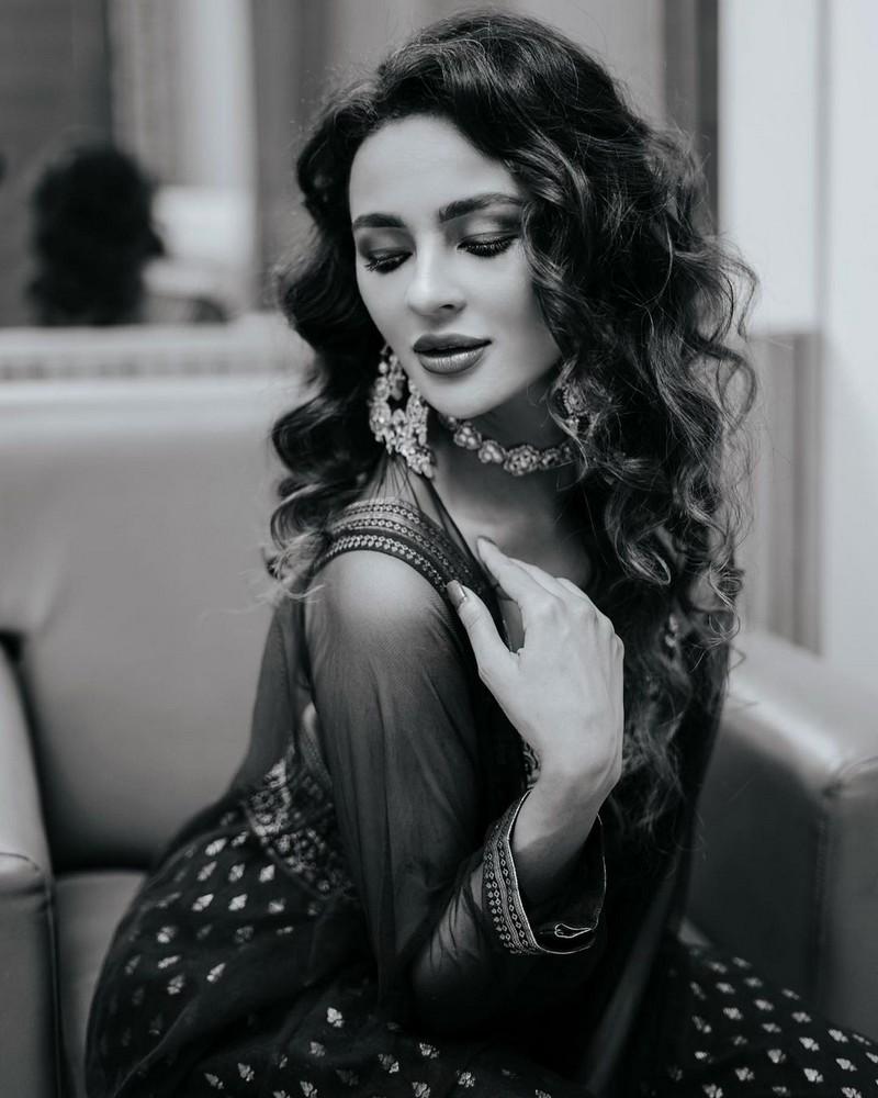 Seerat Kapoor 10