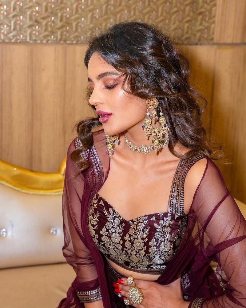 Seerat Kapoor 6