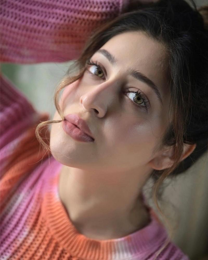 Sonarika Bhadoria 8