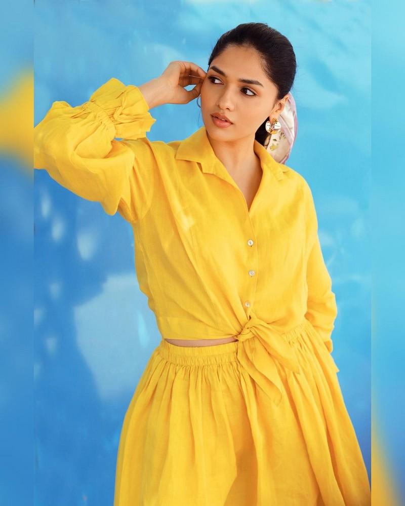 Sunainaa 2