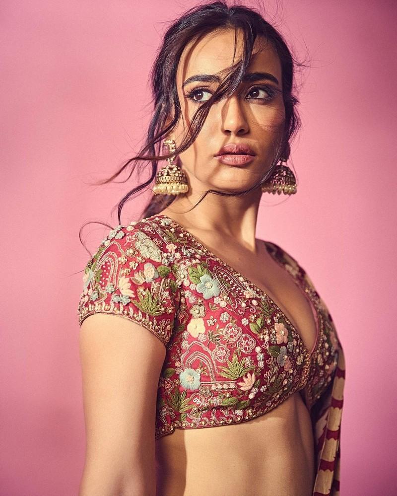 Surbhi Jyoti 12
