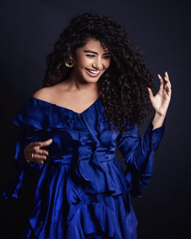 Anupama Parameswaran 6