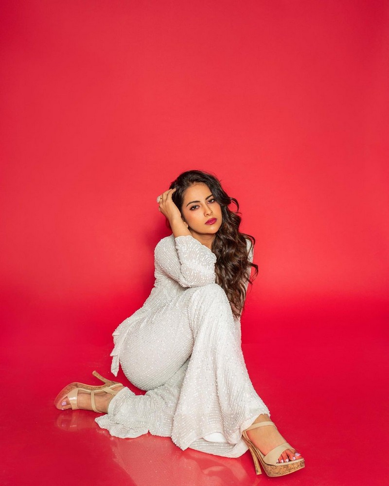 Avika Gor 9