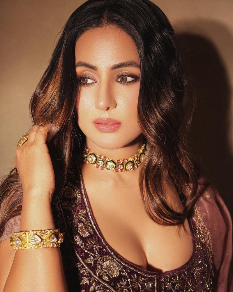 Hina Khan 11