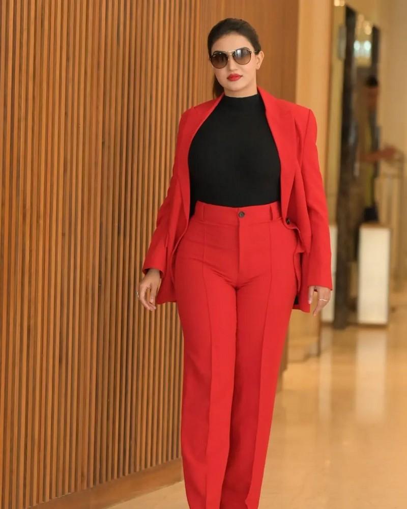 Honey Rose 1