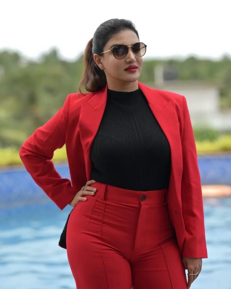 Honey Rose 5