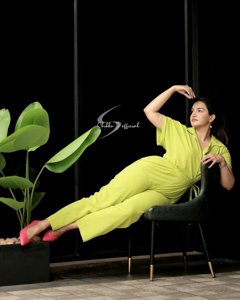 Honey Rose 6
