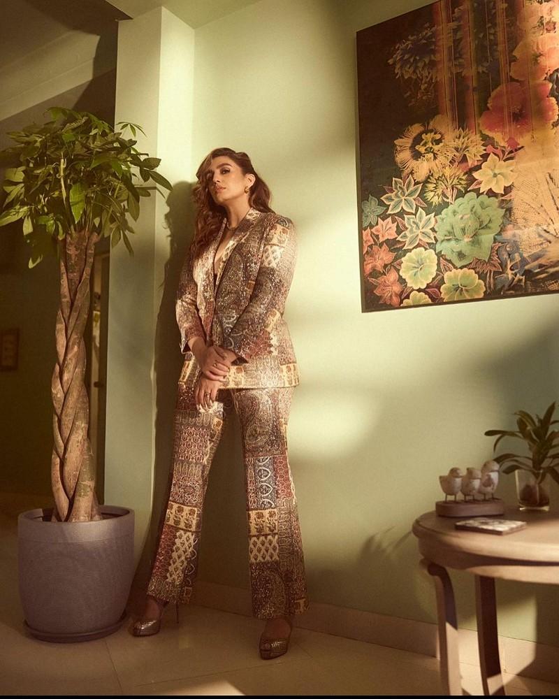 Huma Qureshi 3