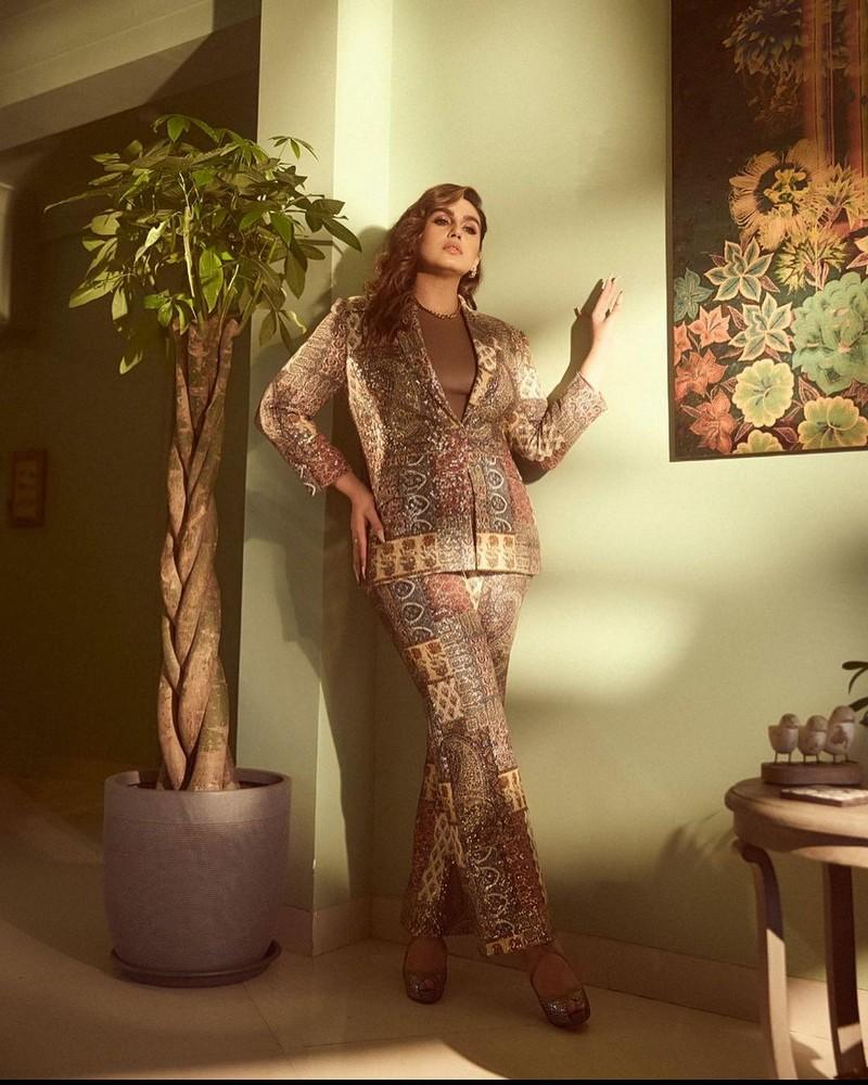 Huma Qureshi 5