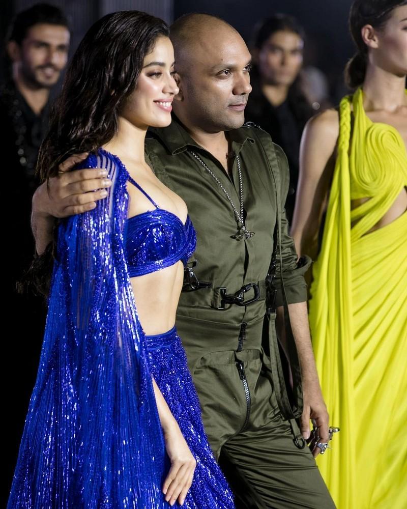 Janhvi Kapoor 1