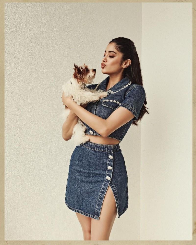 Janhvi Kapoor 2