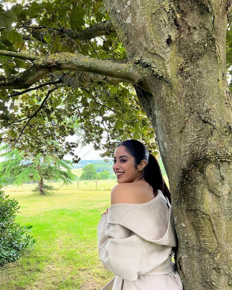 Janhvi Kapoor 9