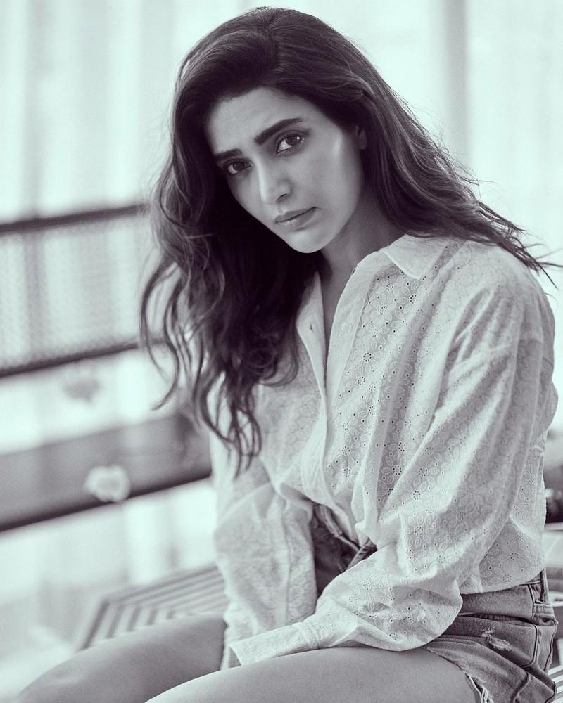 Karishma Tanna 5