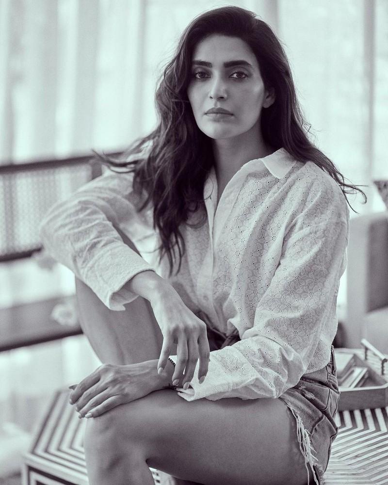 Karishma Tanna 6