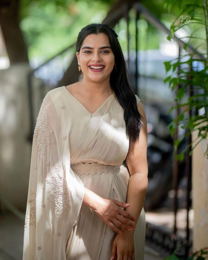 Kavya Kalyanram 5