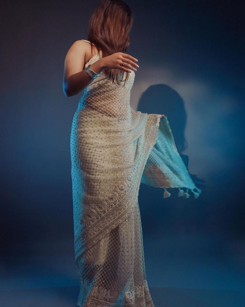 Ketika Sharma 5