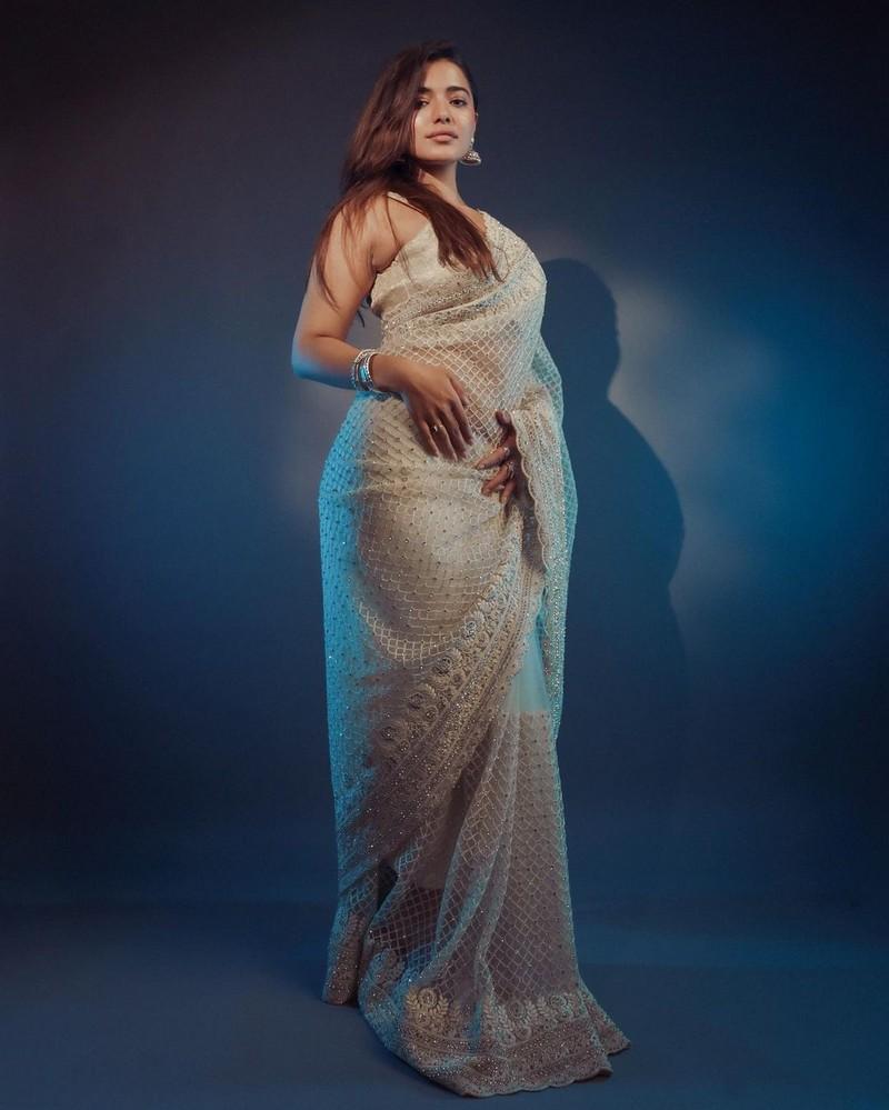 Ketika Sharma 6