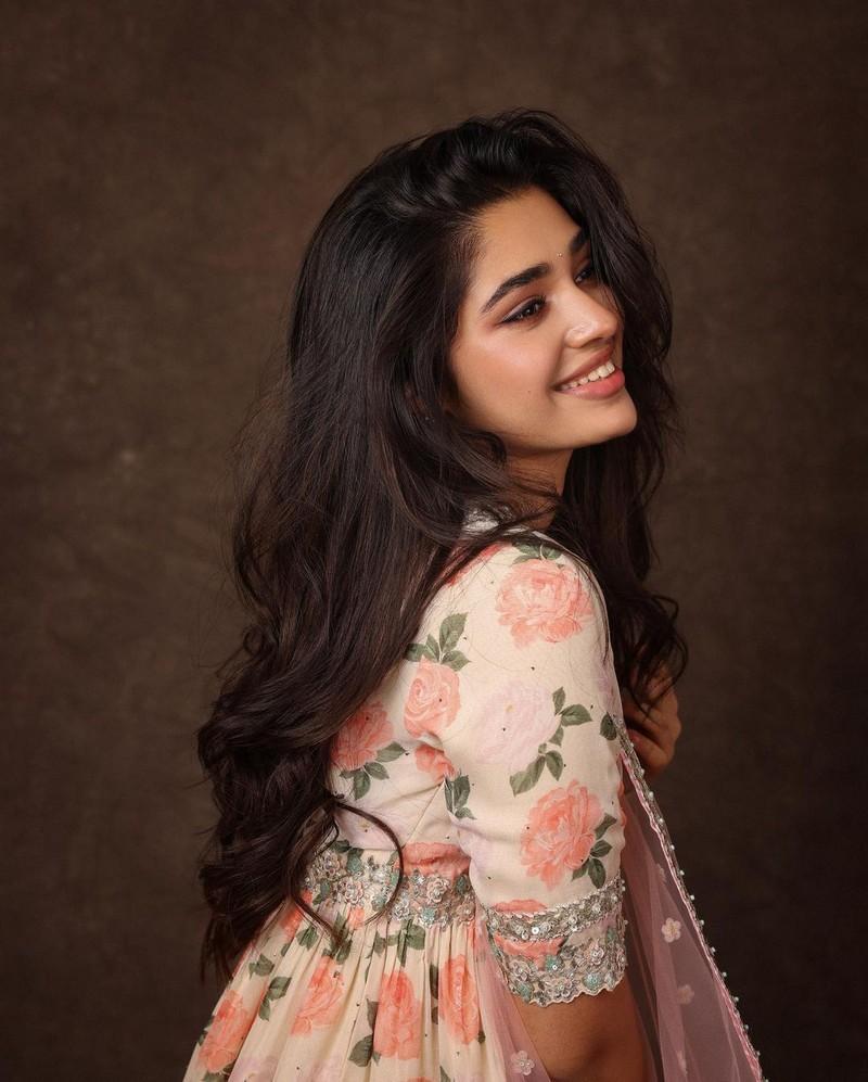 Krithi Shetty 7
