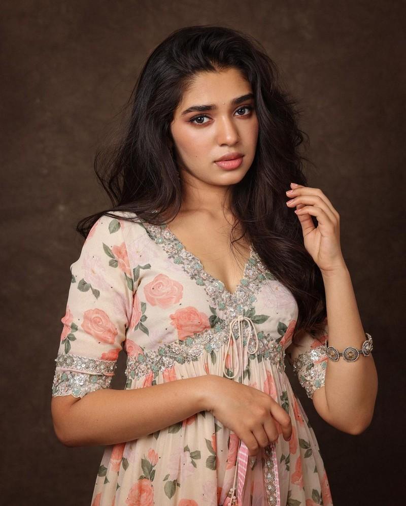 Krithi Shetty 8