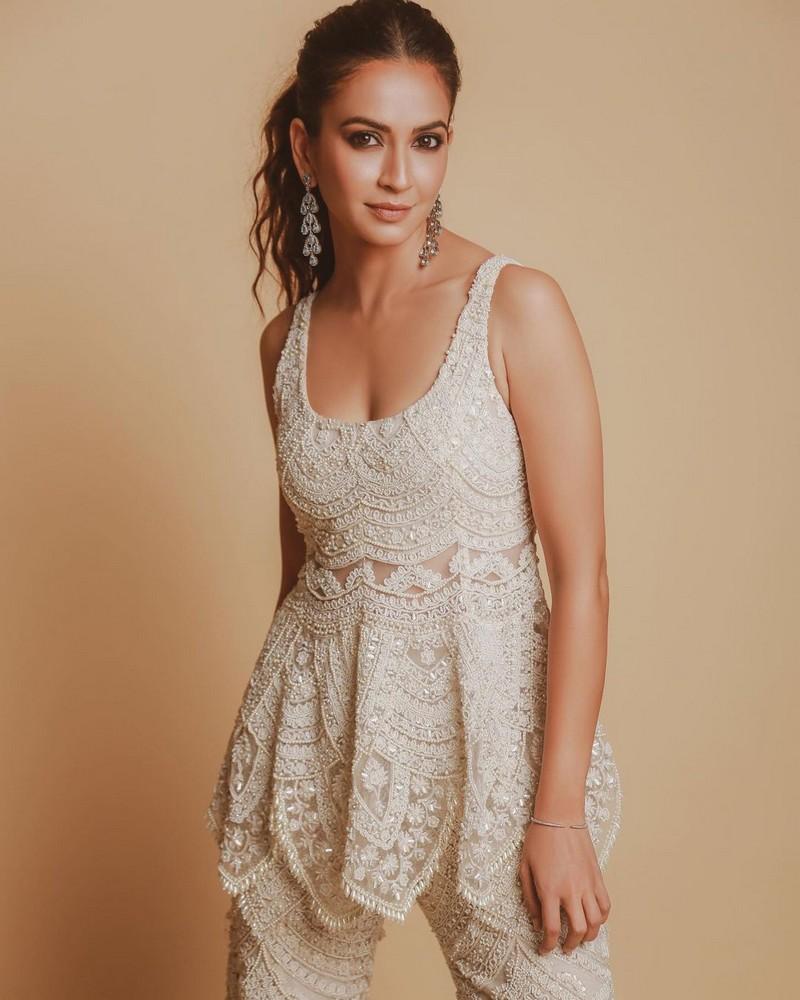 Kriti Kharbanda 8