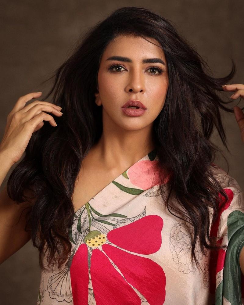 Lakshmi Manchu 9