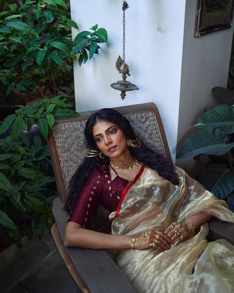 Malavika Mohanan 11