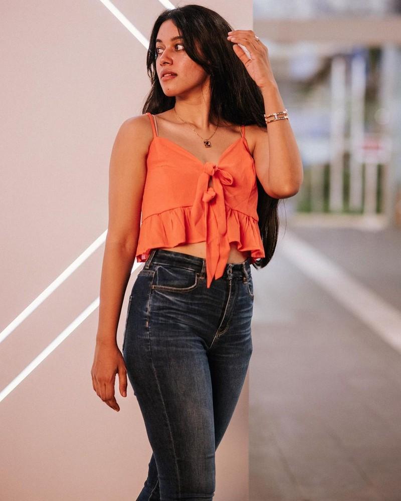 Mirnalini Ravi 7