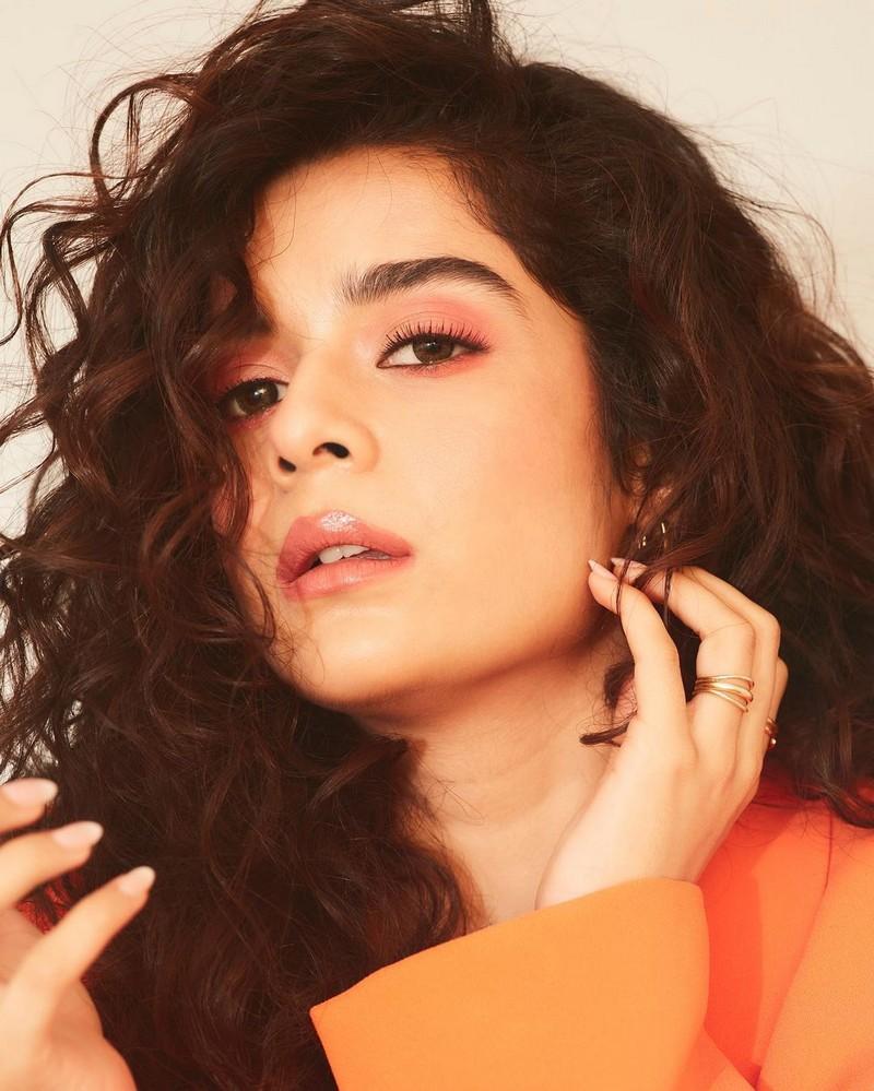 Mithila Palkar 4