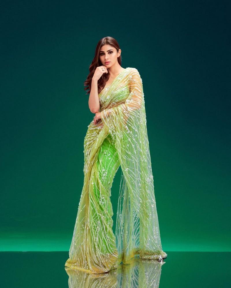 Mouni Roy 3