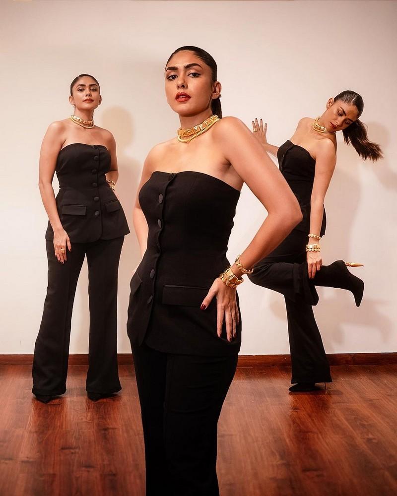 Mrunal Thakur 6