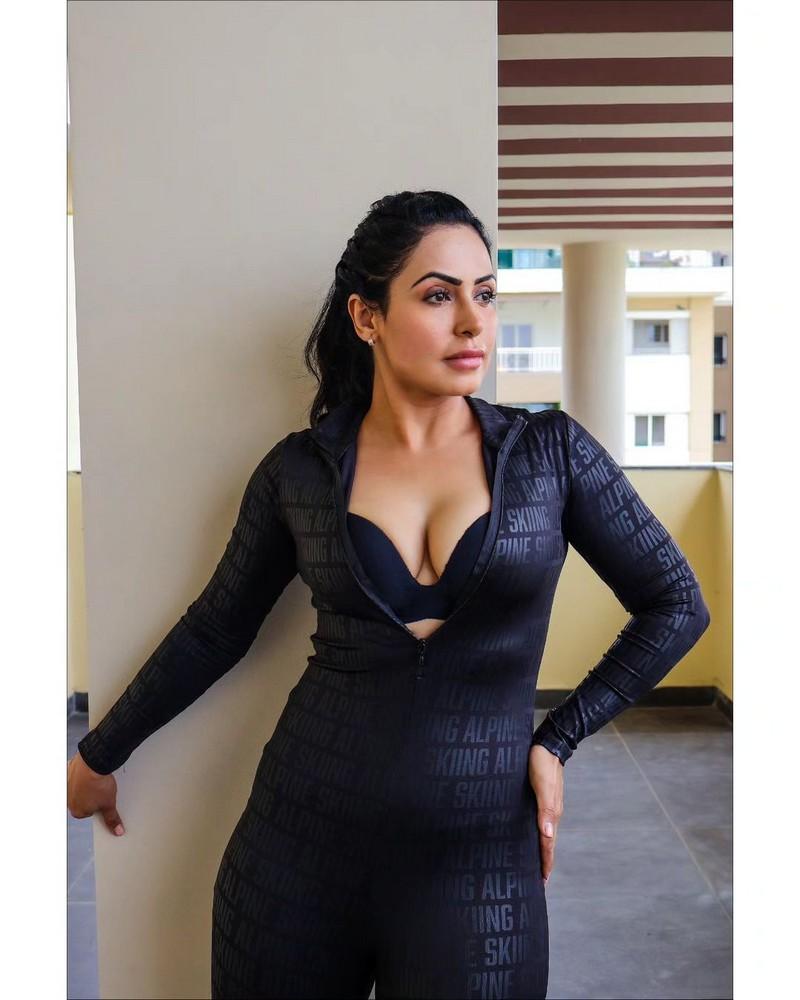 Nandini Rai 3