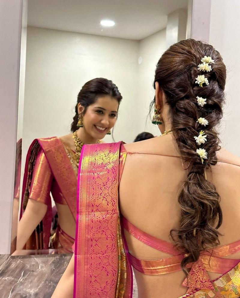 Raashii Khanna 1