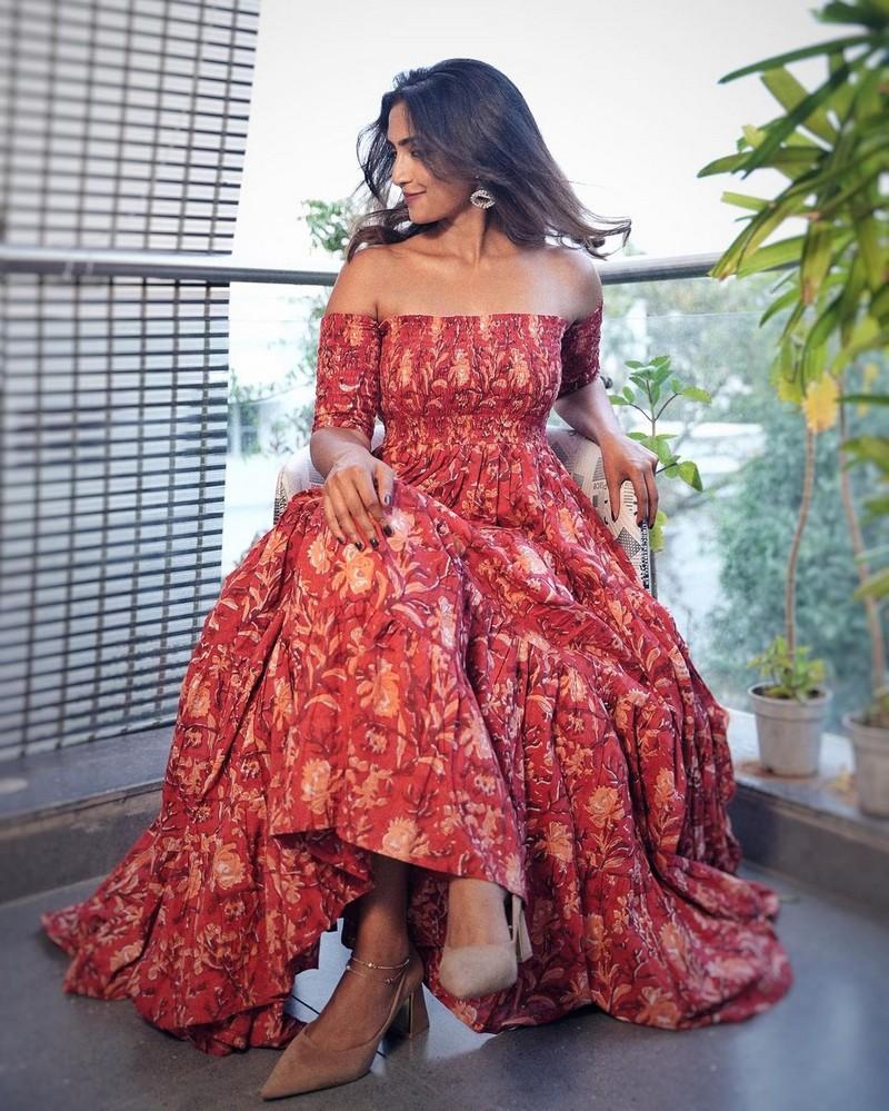 Reba Monica John 2