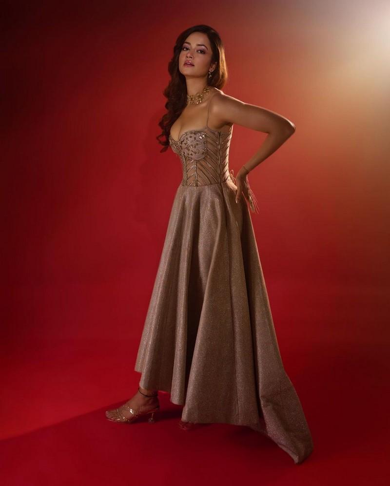 Shanvi Srivastava 5