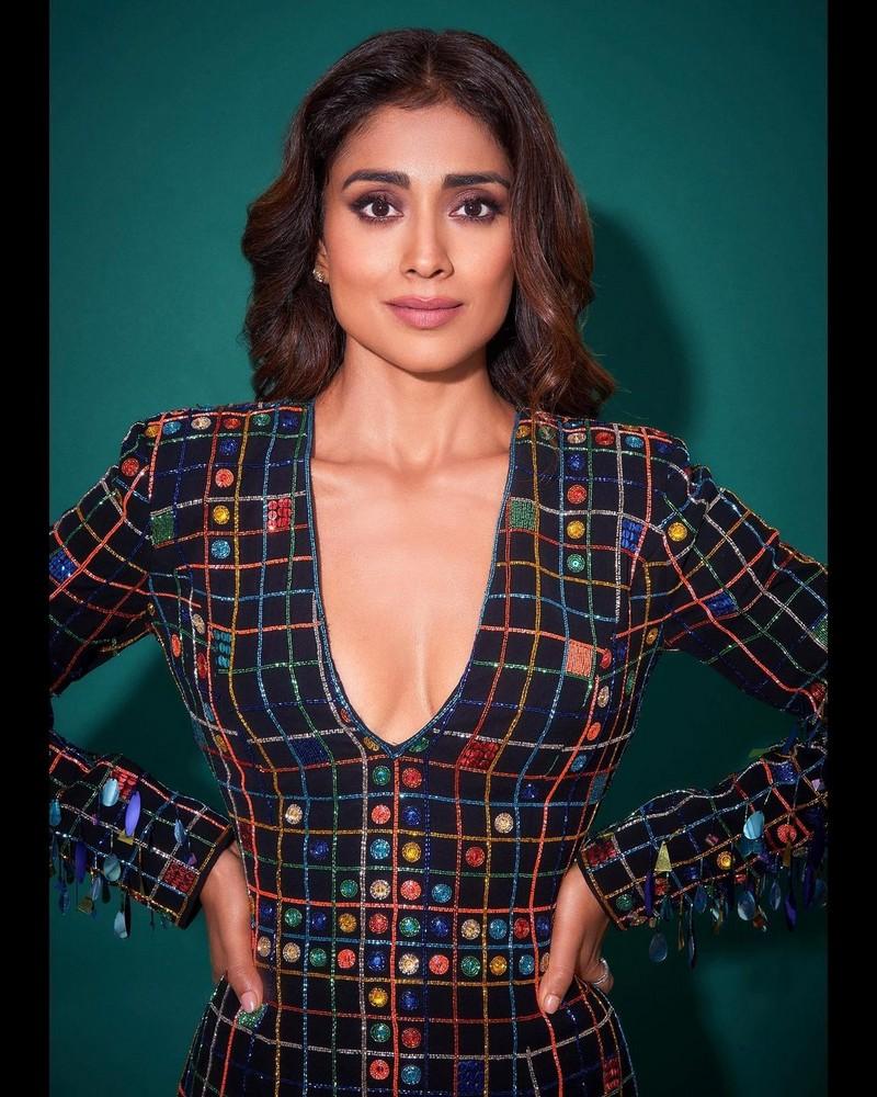Shriya Saran 7