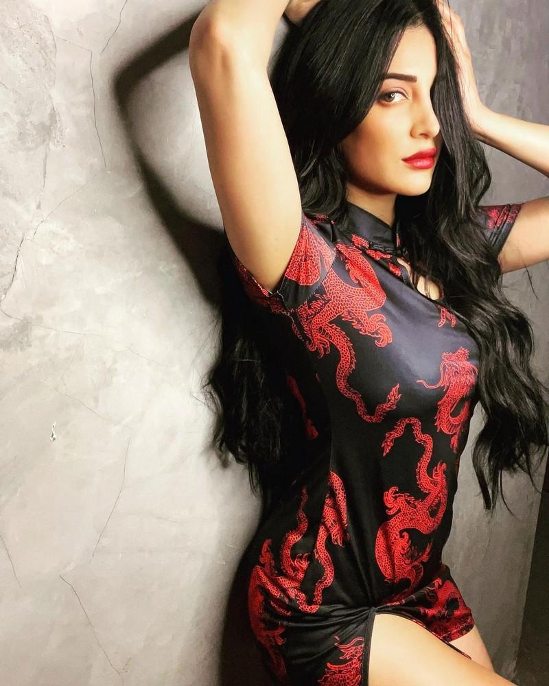 Shruti Haasan 9