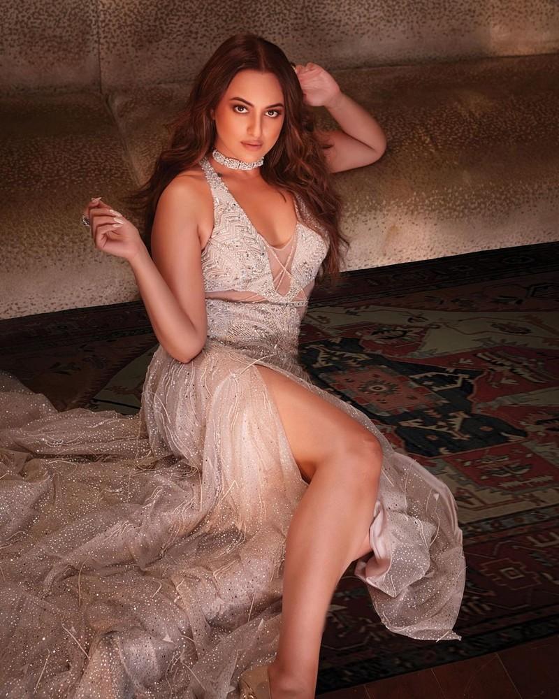 Sonakshi Sinha 7