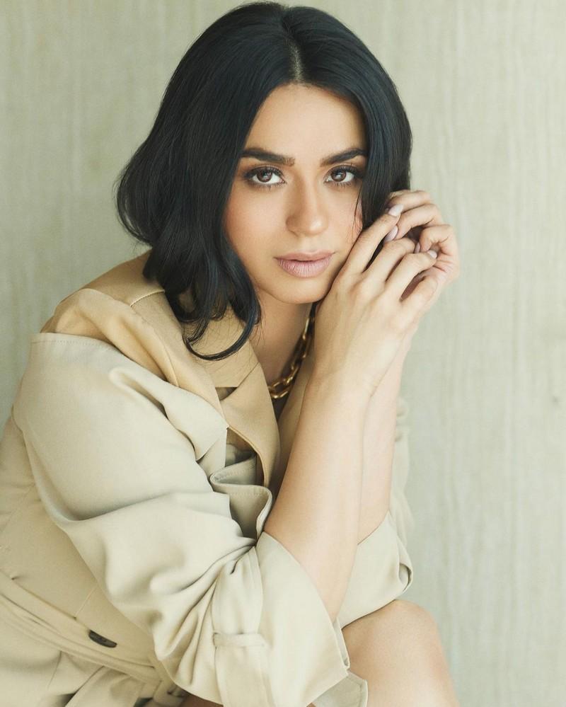 Soundarya Sharma 4