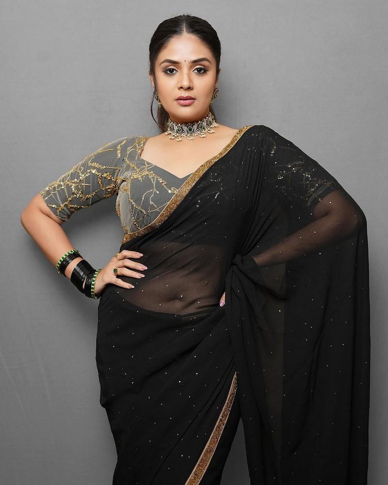Sreemukhi 4