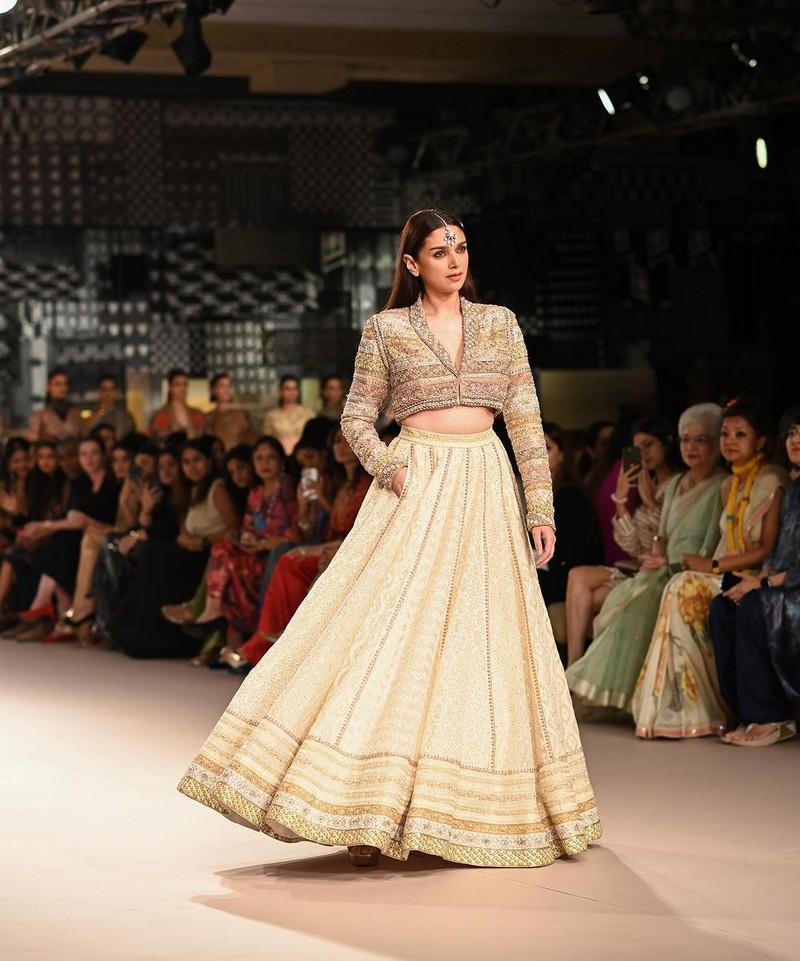 Aditi Rao Hydari 7