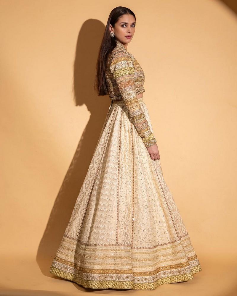 Aditi Rao Hydari 8