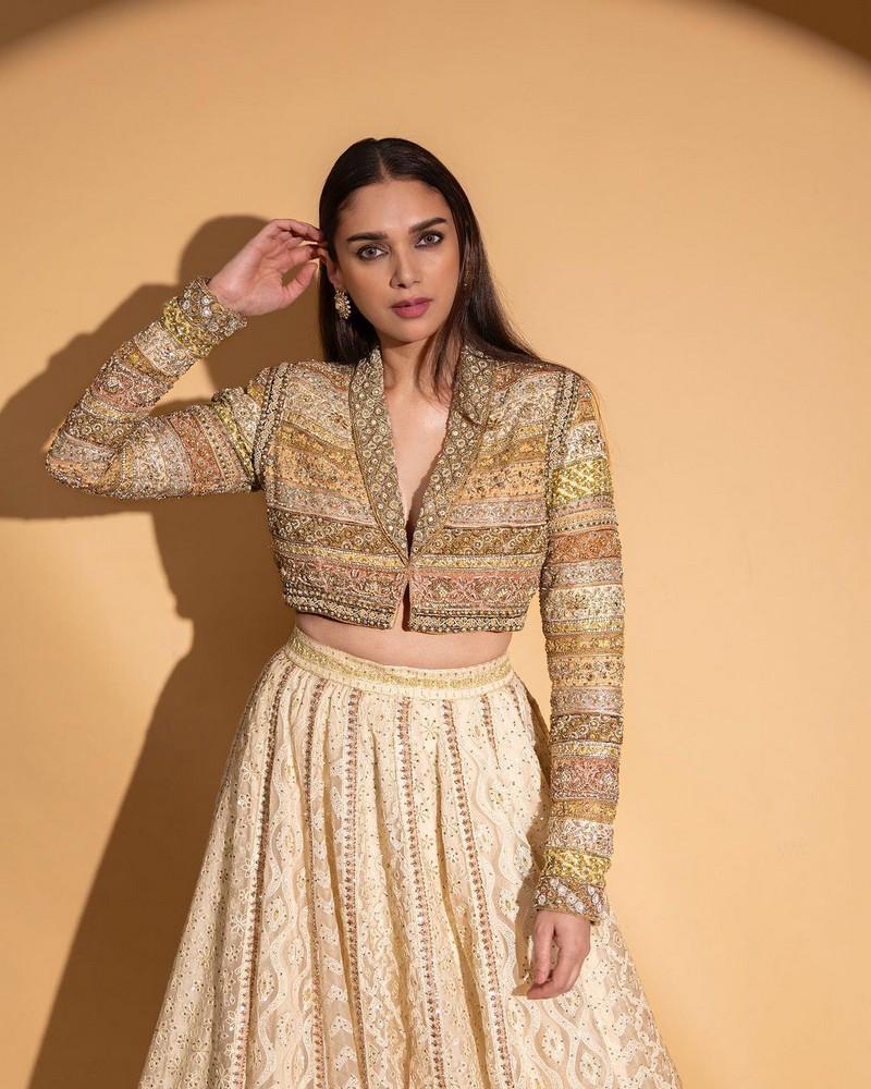 Aditi Rao Hydari 9