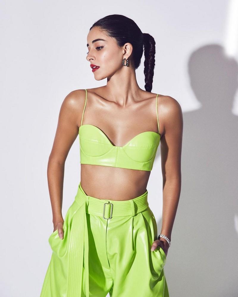Ananya Pandey 8