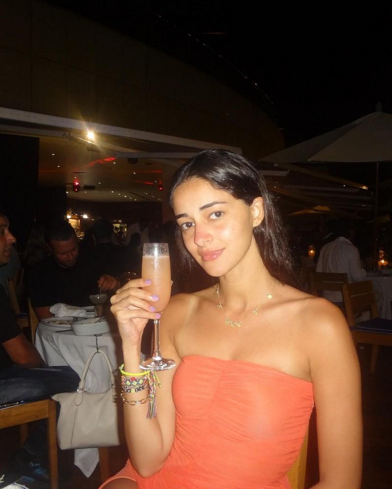 Ananya Pandey 11