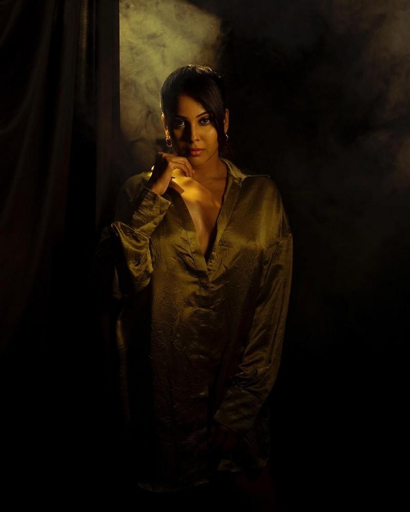 CHANDINI TAMILARASAN 9