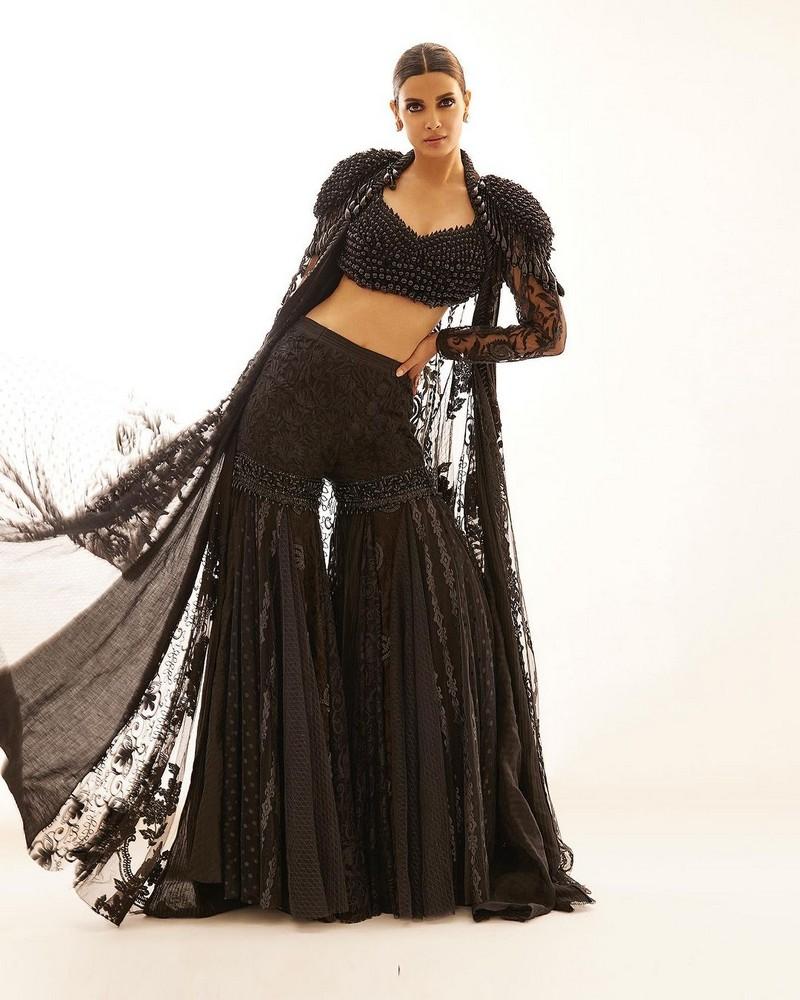 Diana Penty 6