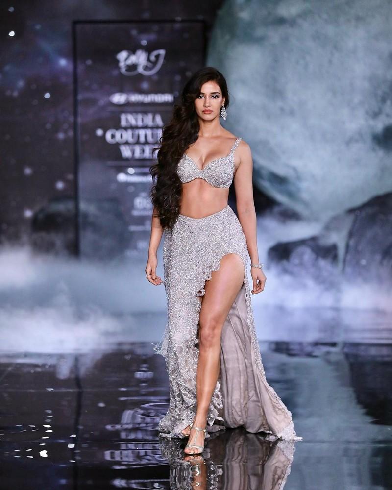 Disha Patani 6