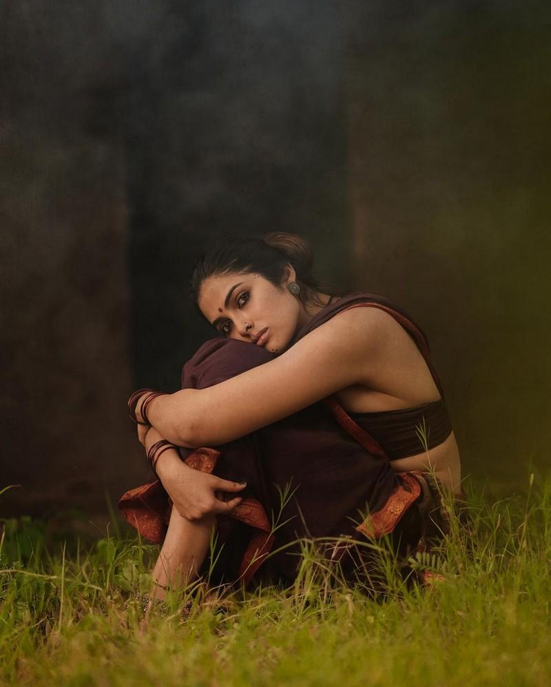 Divi Vadthya 2