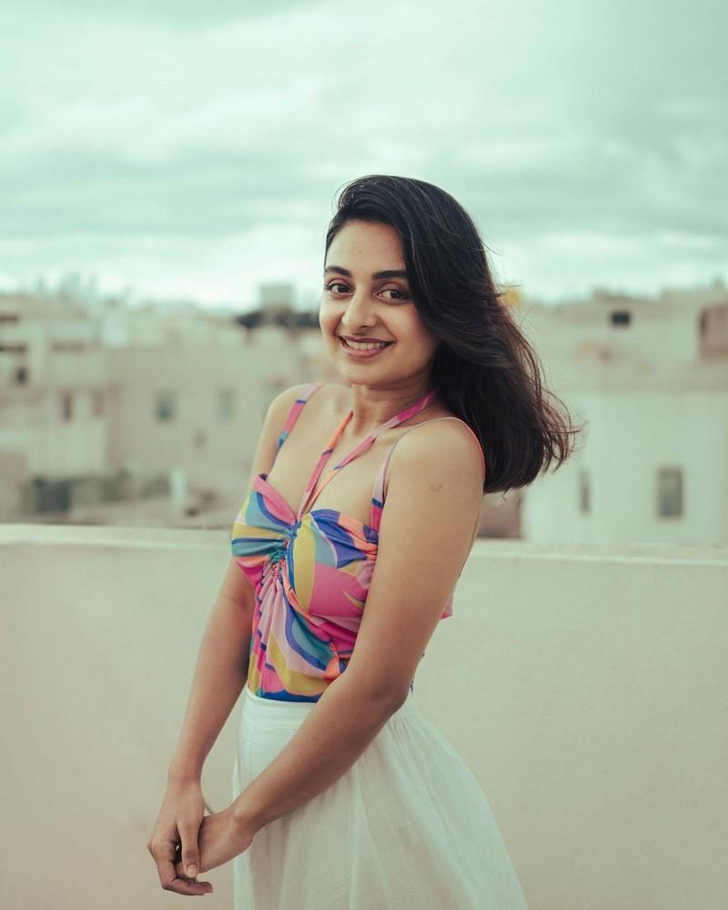 ESTHER ANIL 8