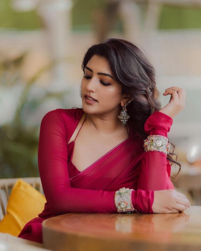Eesha Rebba 6